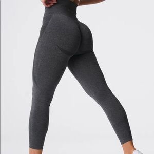 NVGTN seamless leggings.